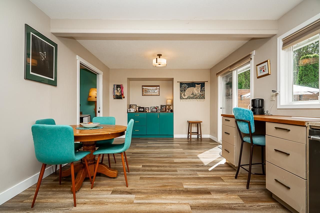 Listing Image 11