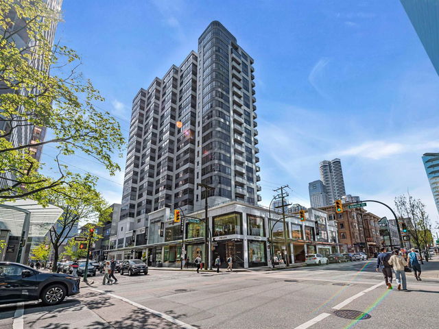 404 - 1060 Alberni Street