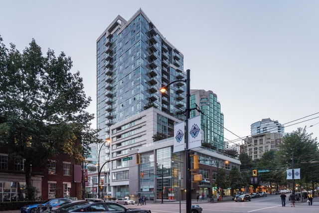 1905 - 821 Cambie Street