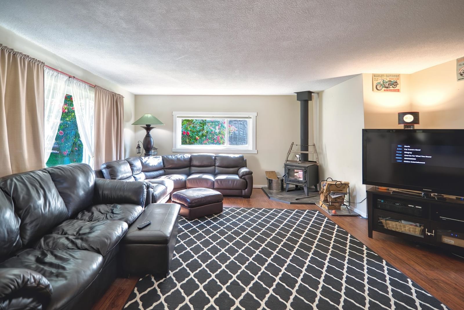 Listing Image 21