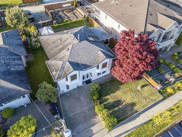 957 Stewart Avenue