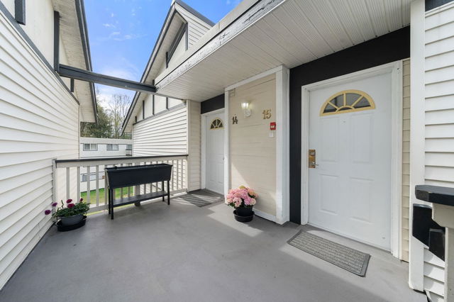 15 - 834 Premier Street