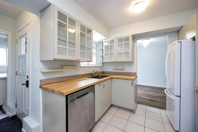 1373 Lynn Valley Road