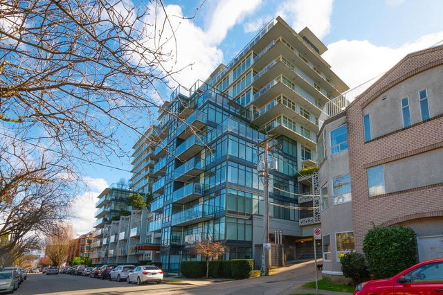 601 - 728 8th Avenue