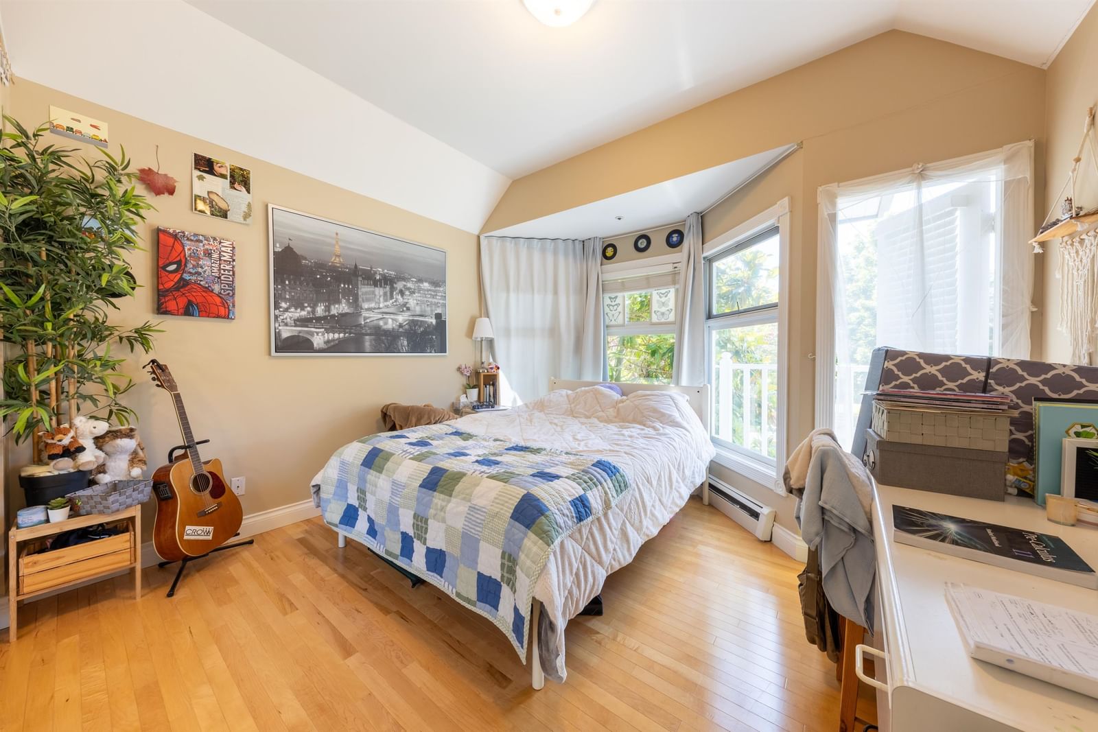 Listing Image 10