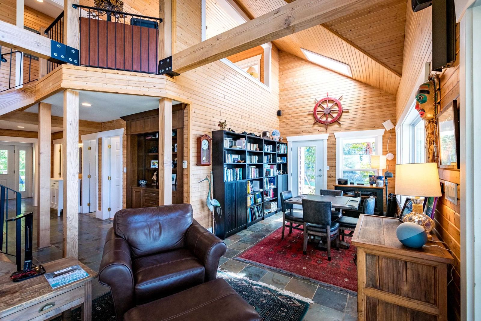 Listing Image 12