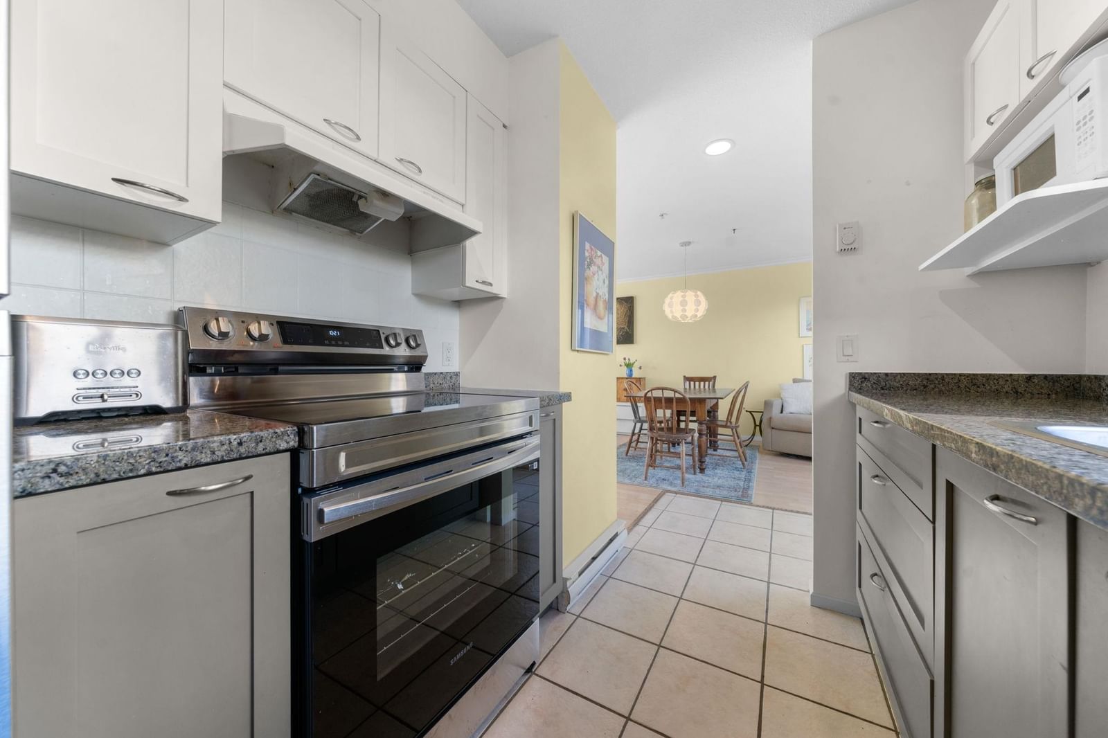 Listing Image 14