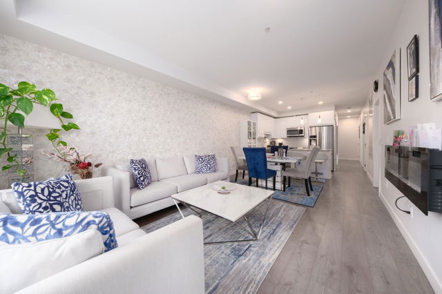 317 - 20696 Eastleigh Crescent