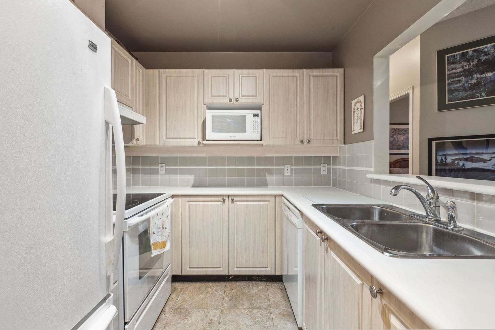 Listing Image 18