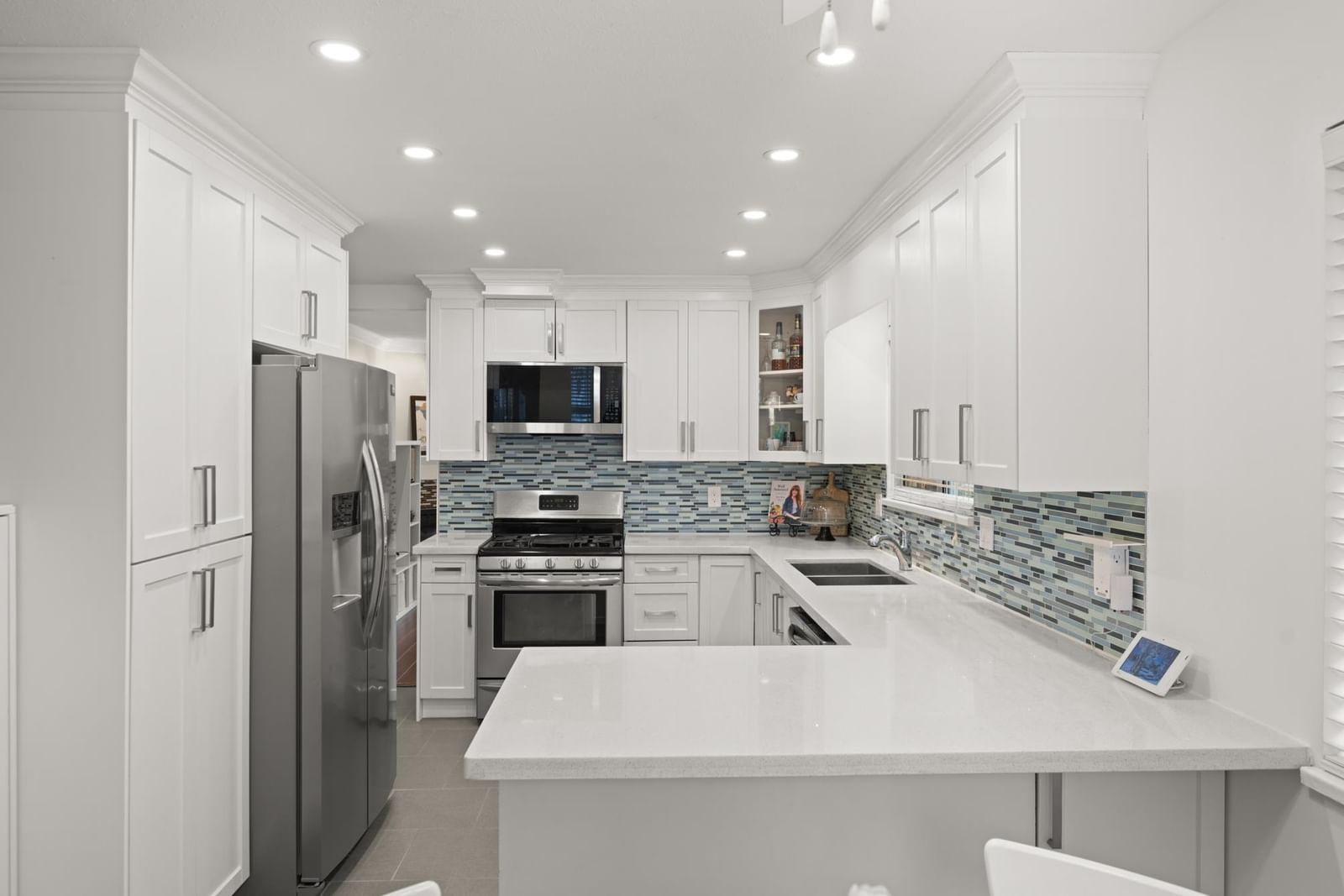 Listing Image 19