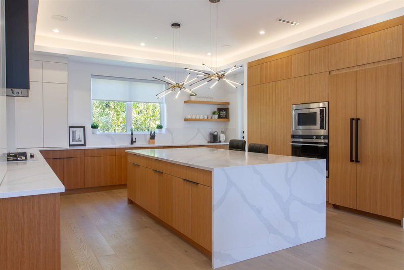 8 - 3385 Mamquam Road, Squamish, V8B 0E3 | Image 3