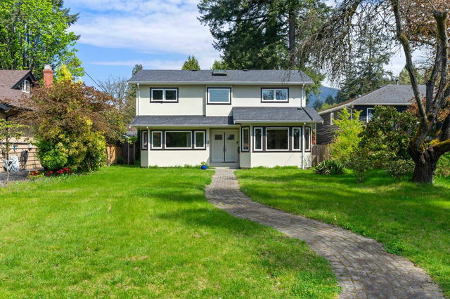 880 19th Street