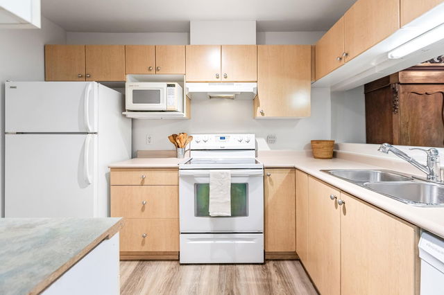 131 - 27358 32 Avenue