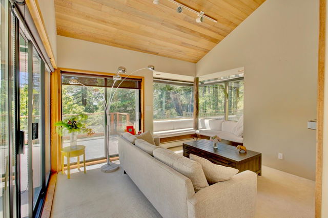 6975 Marine Drive
