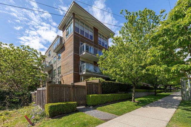110 - 1033 St. Georges Avenue
