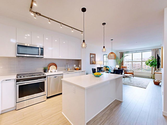 C427 - 8150 207 Street