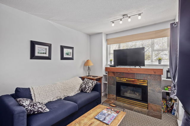 310 - 4360 Lorimer Road