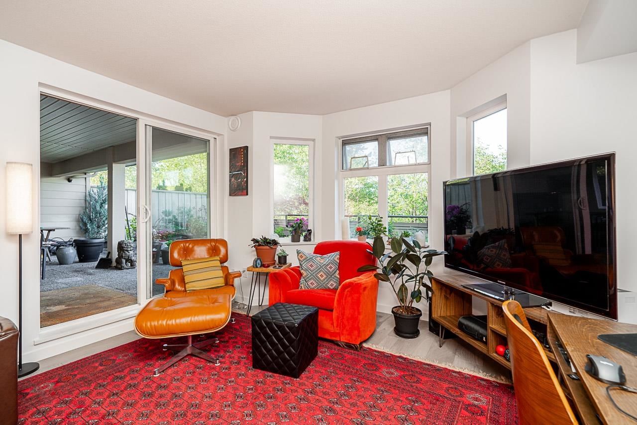 Listing Image 12