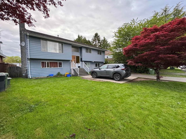 10271 Rosedene Crescent