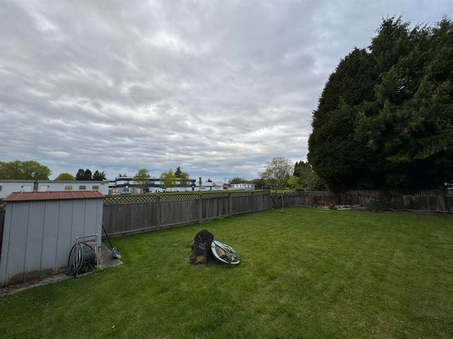 10271 Rosedene Crescent