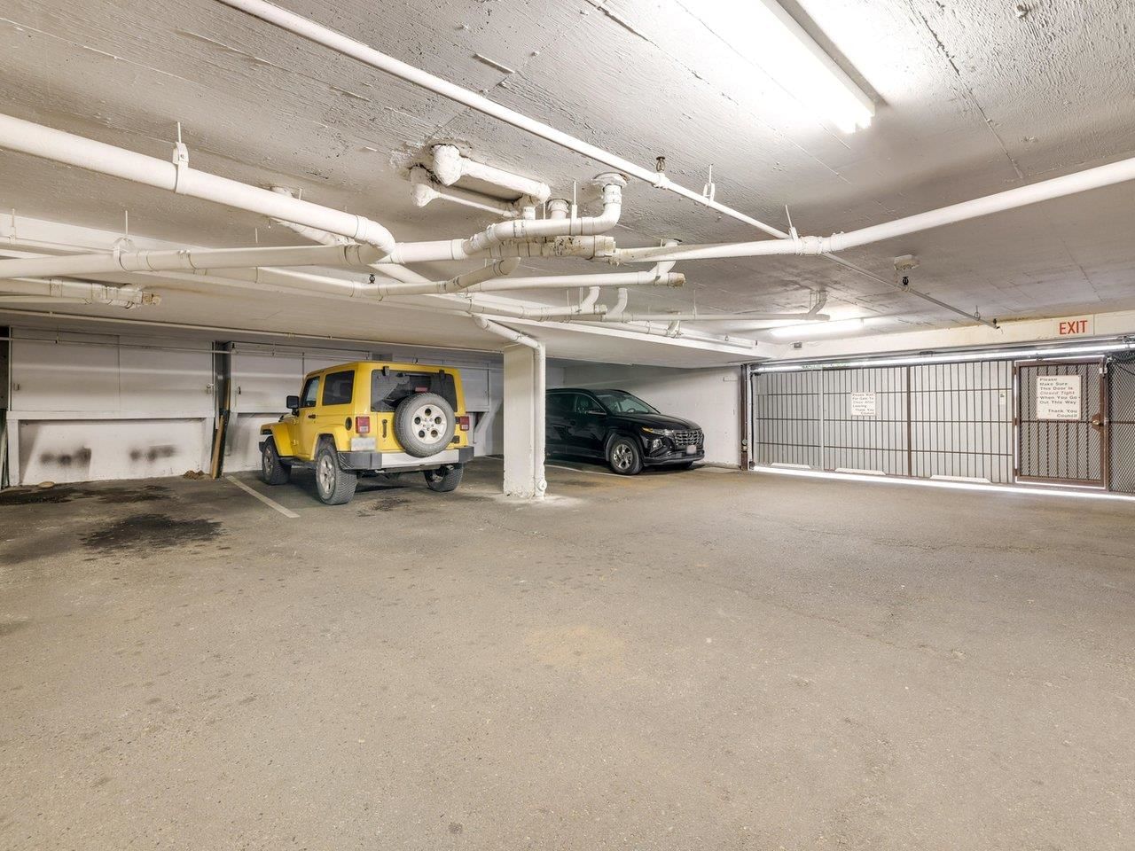 Listing Image 16