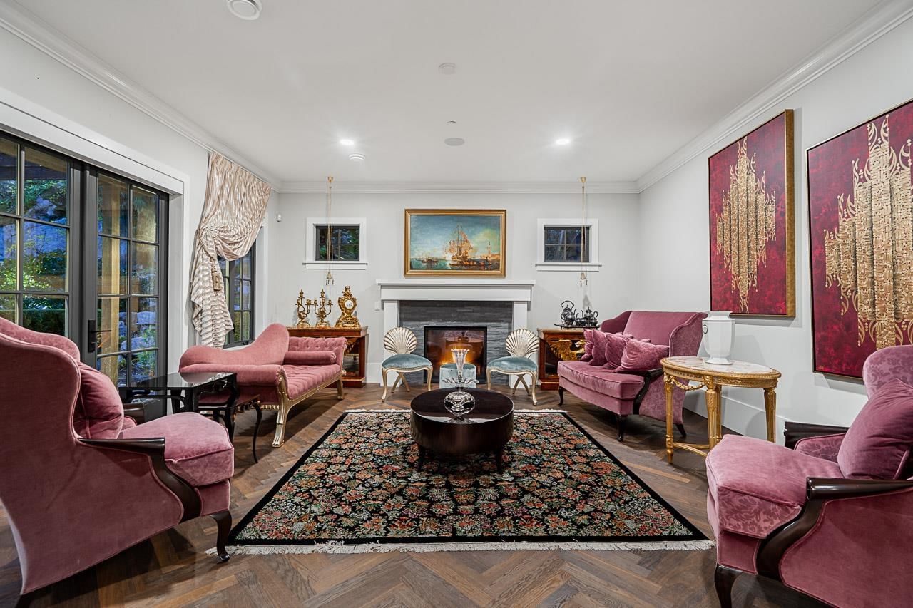 Listing Image 9