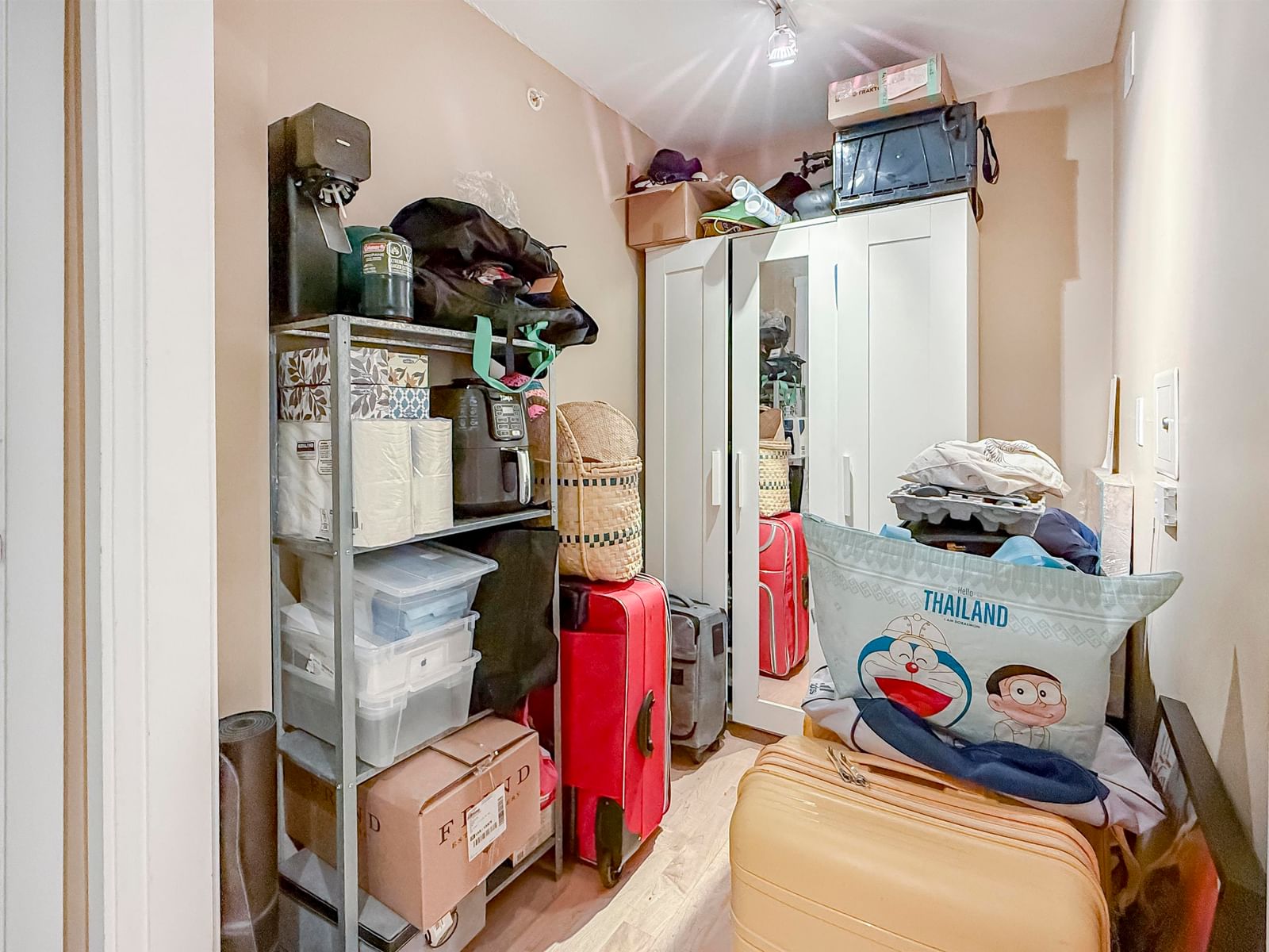 Listing Image 14