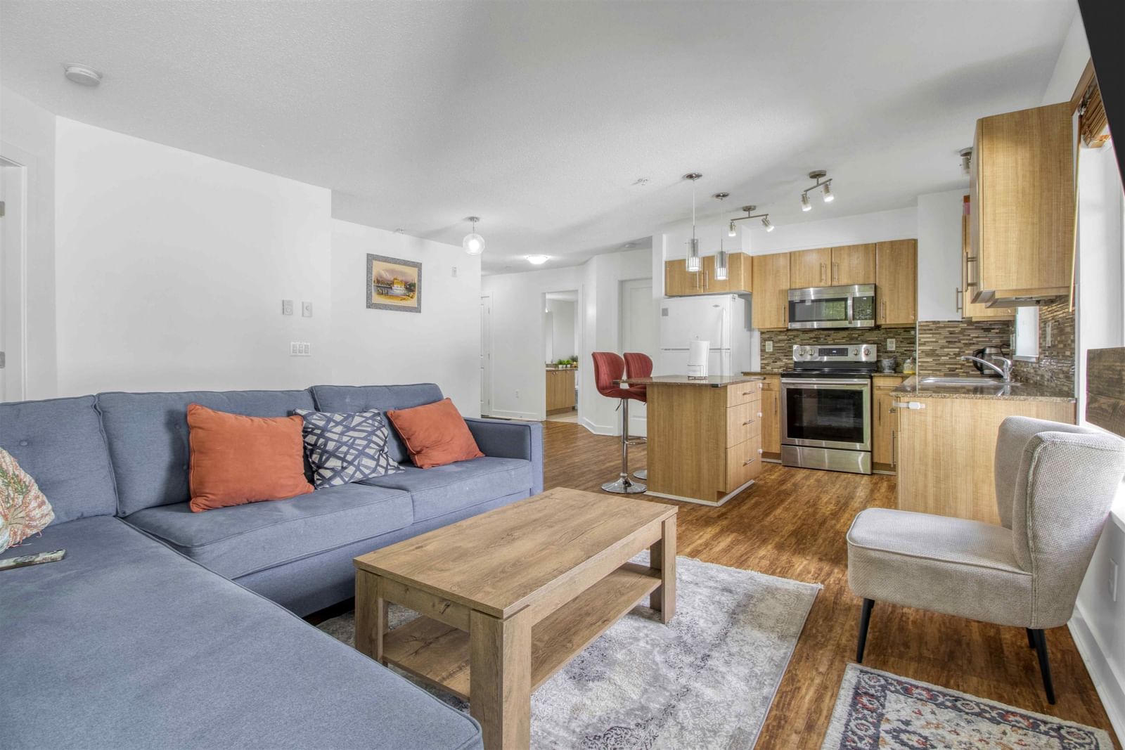 Listing Image 14
