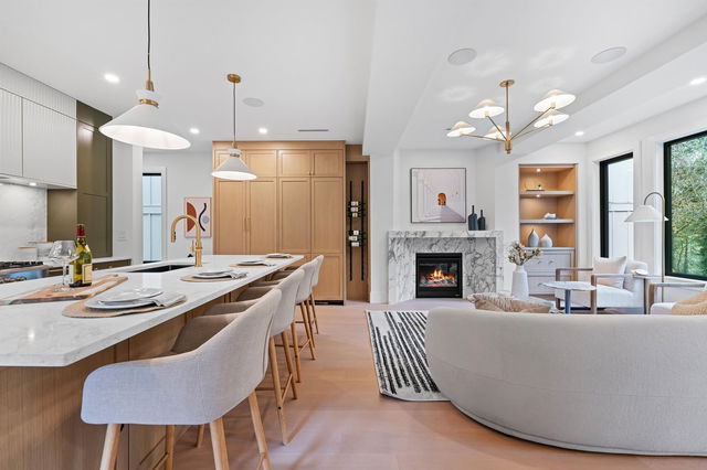 986 Seaforth Way