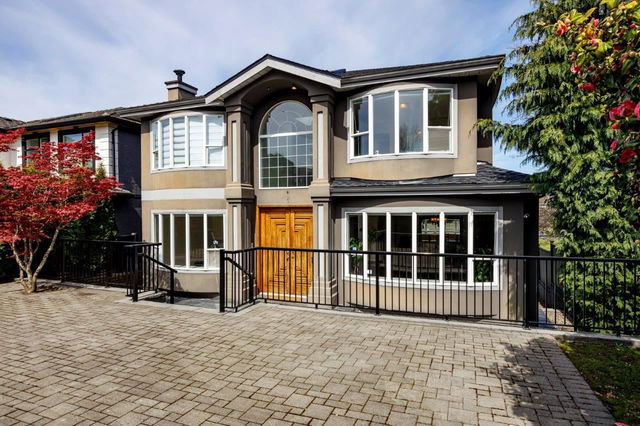3326 Worthington Drive