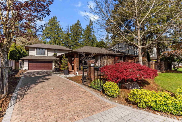 5660 Goldenrod Crescent