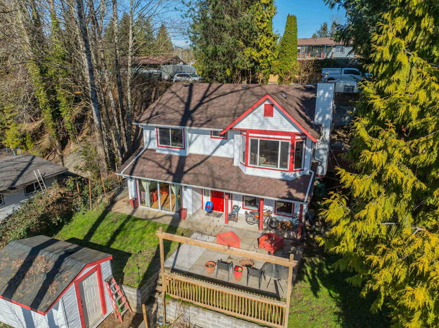 32350 Bear Crescent