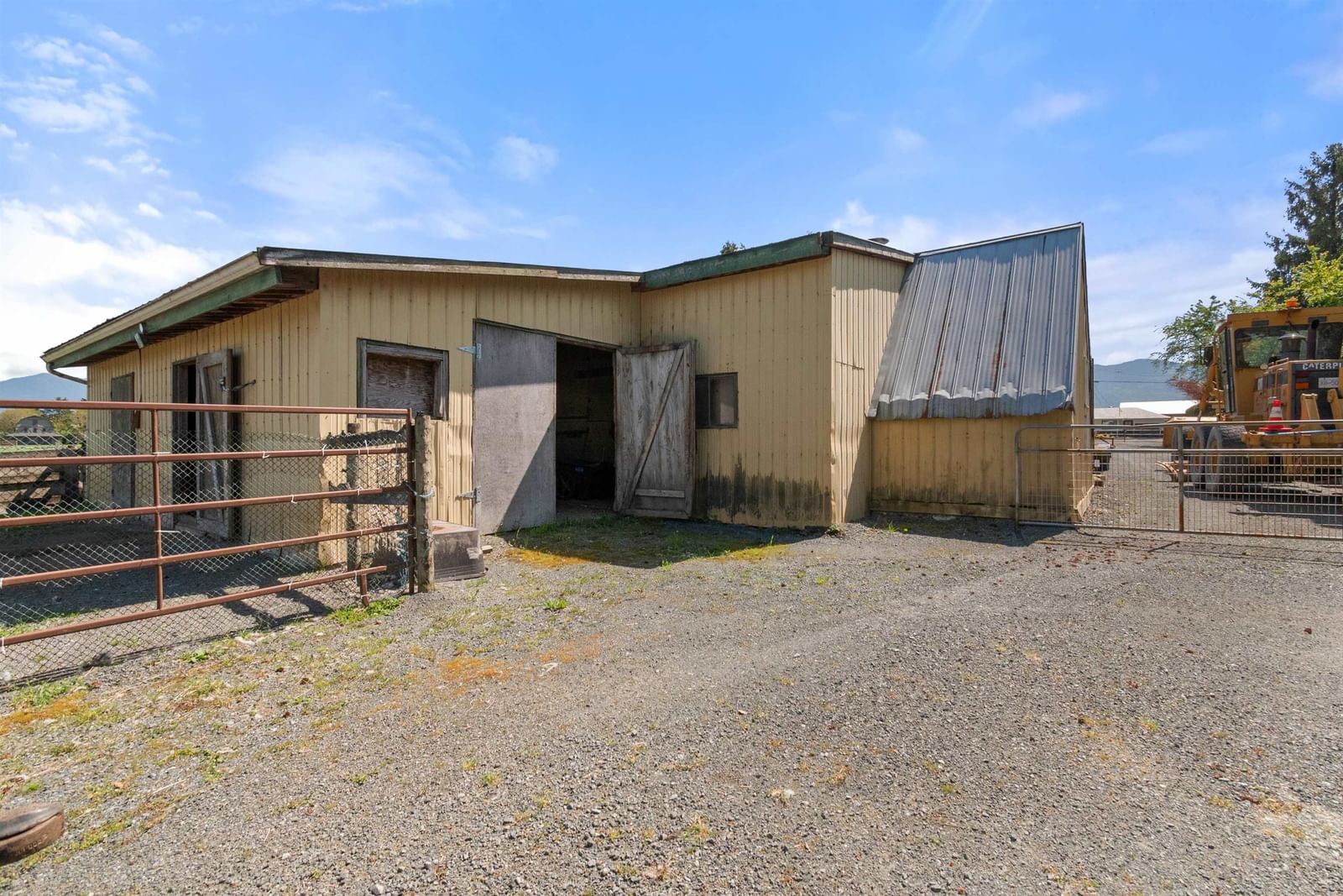 Listing Image 25