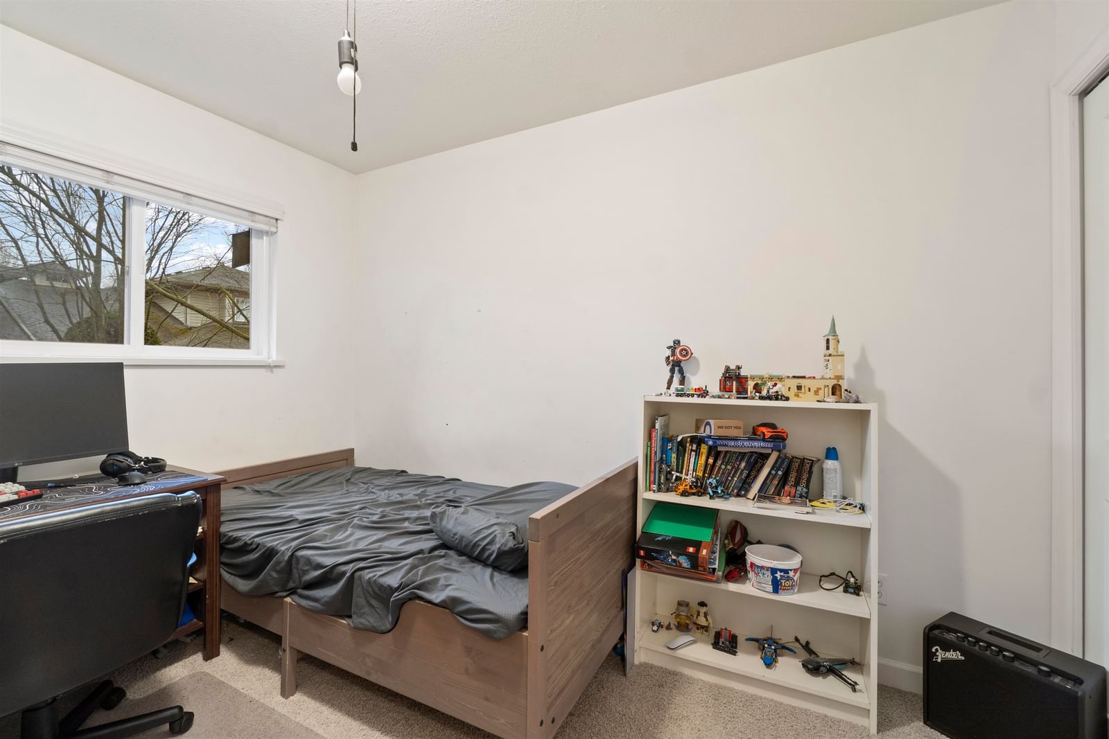Listing Image 12