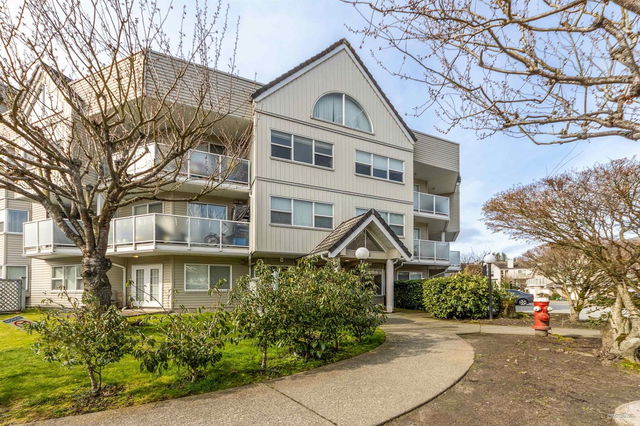 202 - 7071 Blundell Road