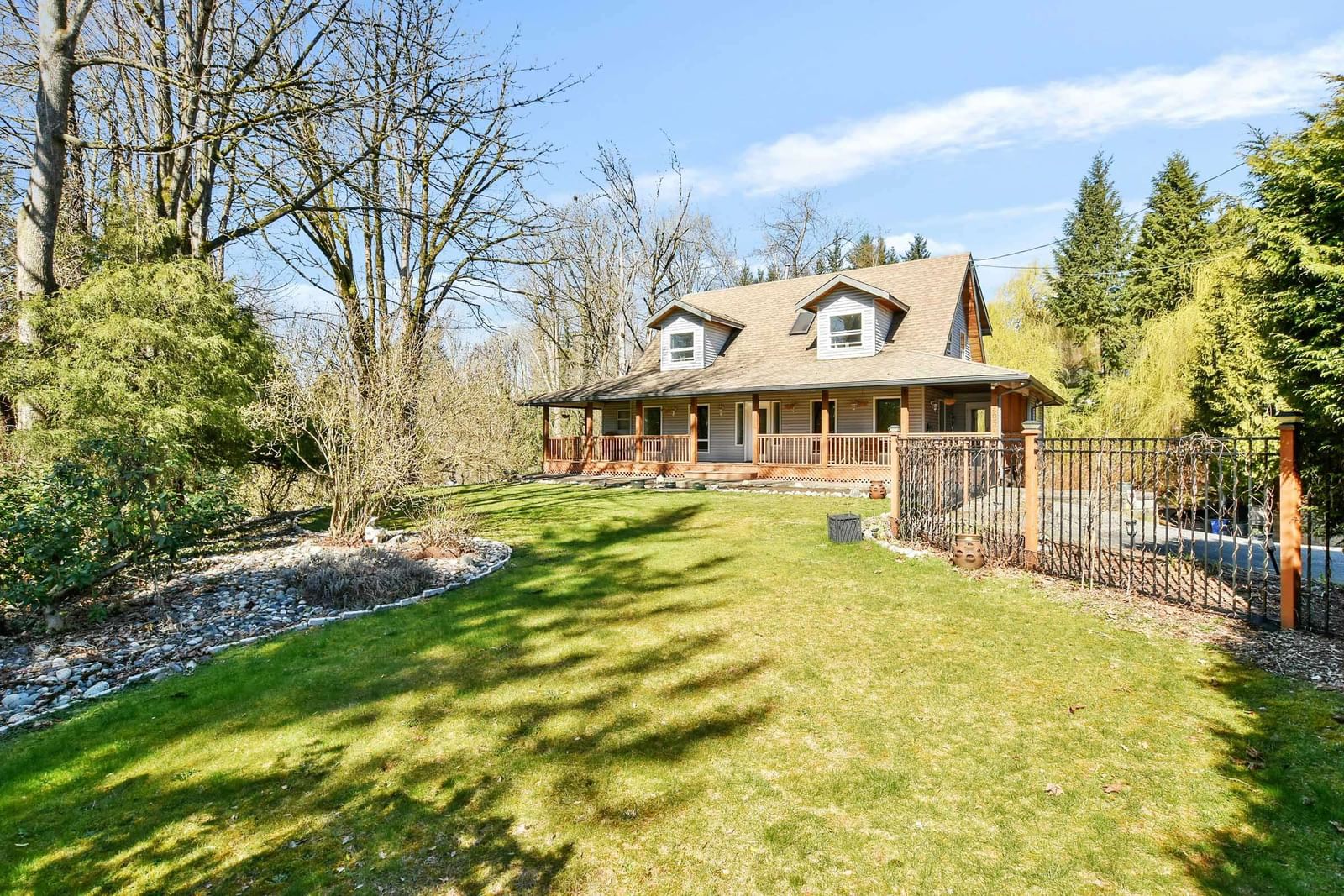 Listing Image 5