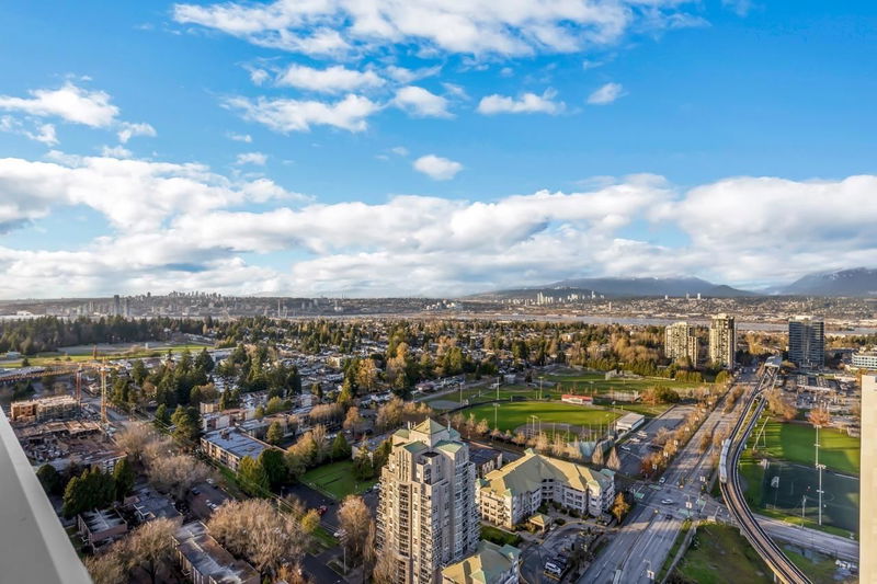 10448 University Drive #3304, Surrey, British Columbia