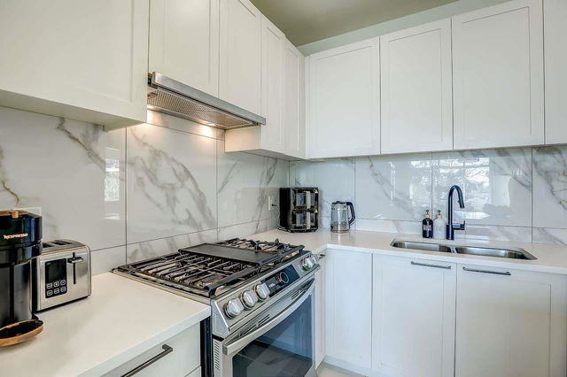 409 - 5415 Brydon Crescent