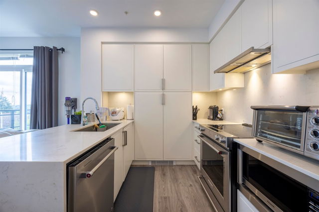 606 - 700 Clarke Road