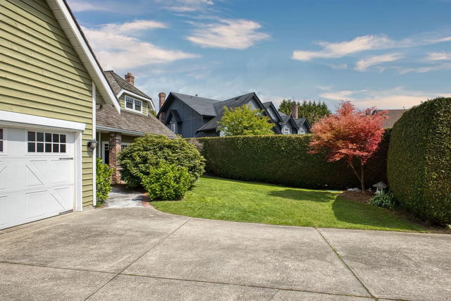 6811 Juniper Drive