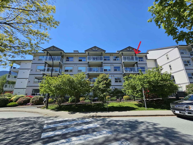 401 - 1203 Pemberton Avenue