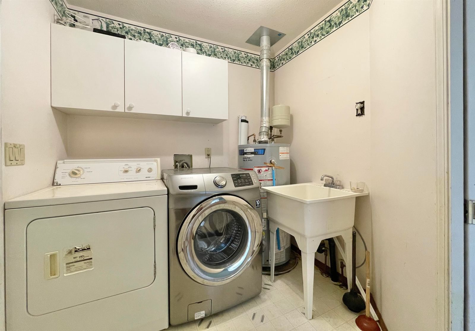 Listing Image 21
