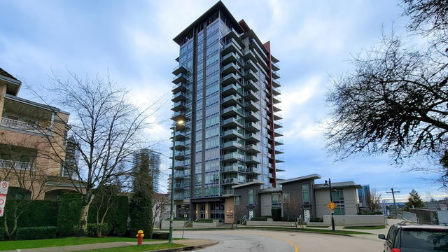 1005 - 518 Whiting Way