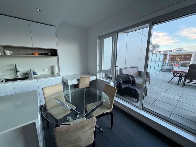 6808 Minoru Boulevard