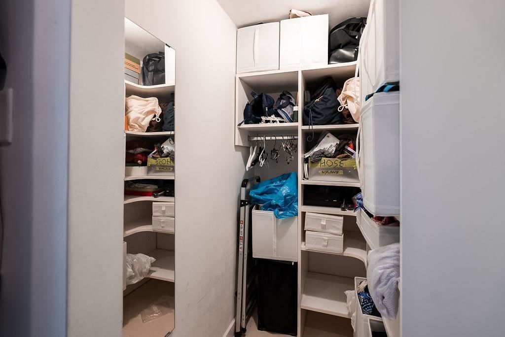 Listing Image 24