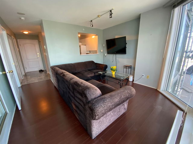 1407 - 888 Pacific Street
