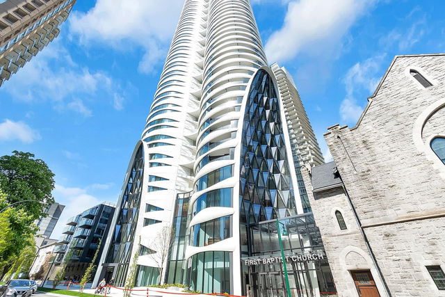 2008 - 1033 Nelson Street