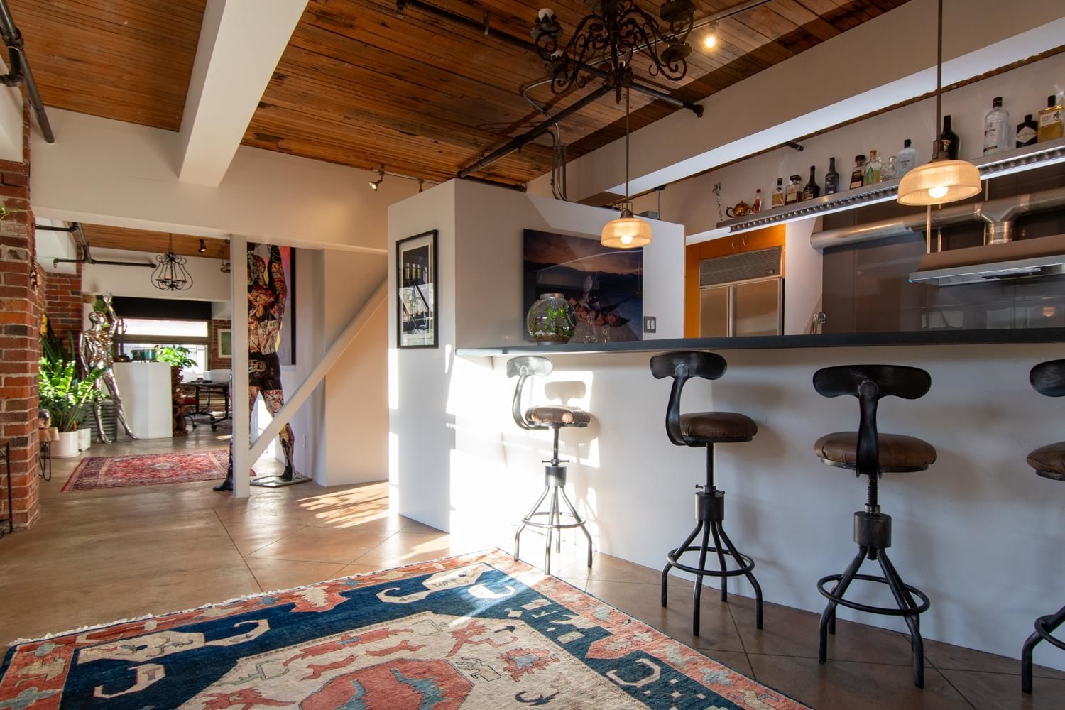 Listing Image 15