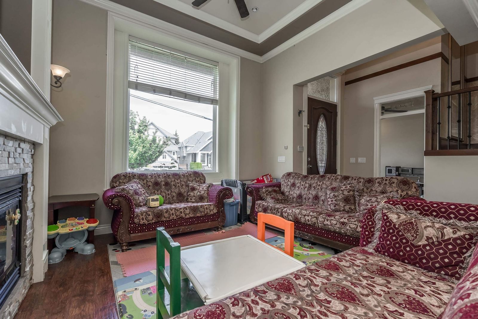 Listing Image 6