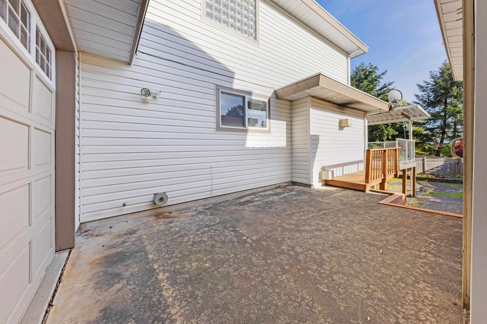 Listing Image 30